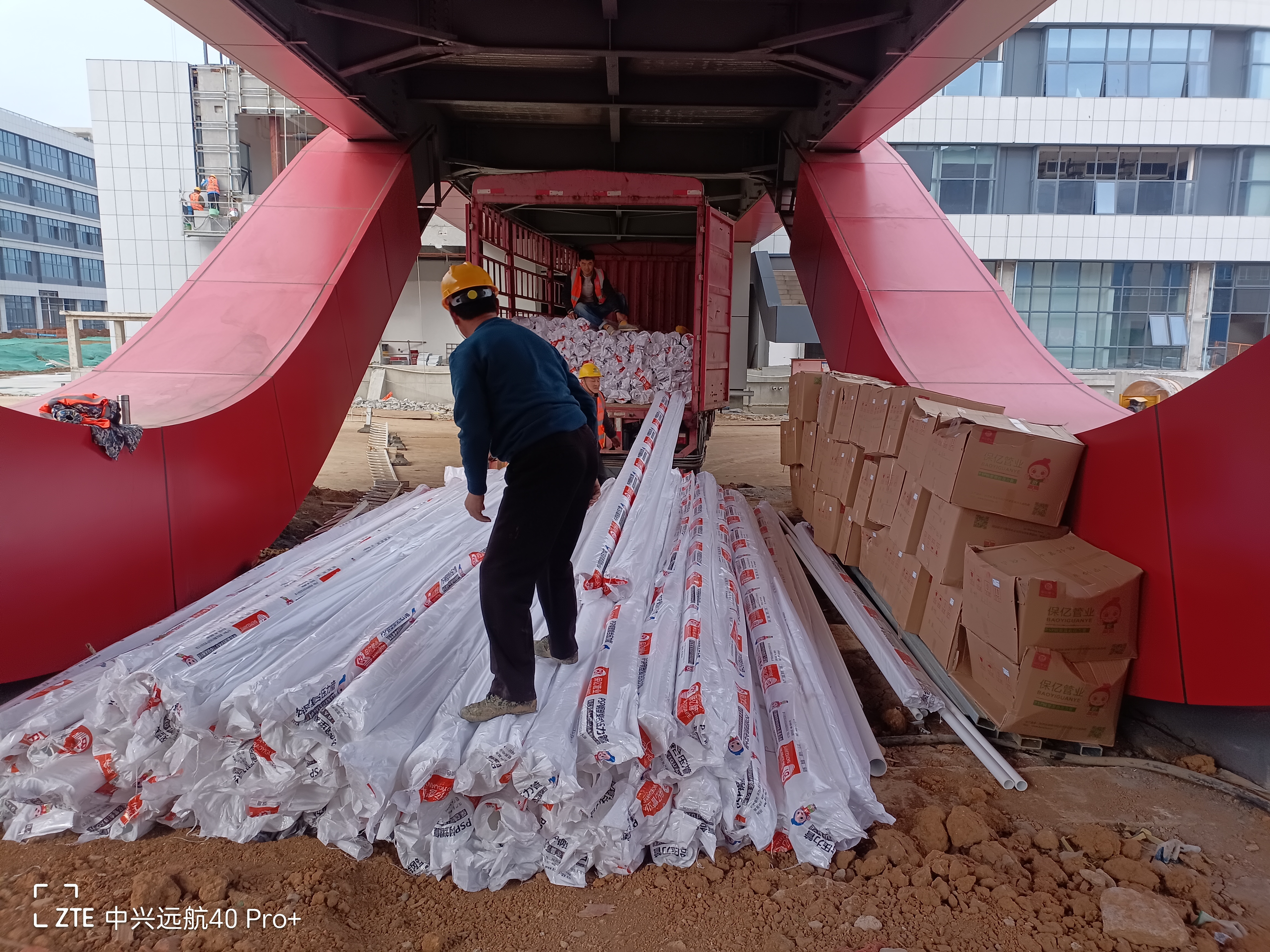 保億牌鋼塑復(fù)合壓力管廠家為城市建設(shè)提供安全可靠的管道材料支持
